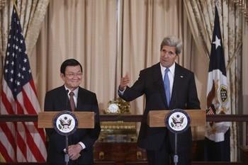 Ông John Kerry đã có bài phát biểu ngắn tại buổi làm việc.